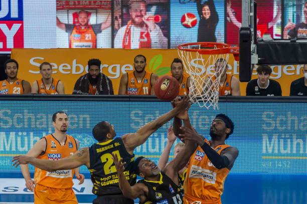 可以拉近彼 可以拉近彼